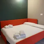 Apartament Quadrilatero , 2br , Parking In Centro *