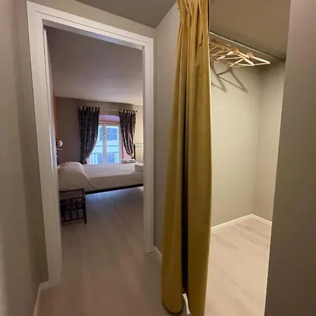 Quadrilatero , 2br , Parking In Centro Turin