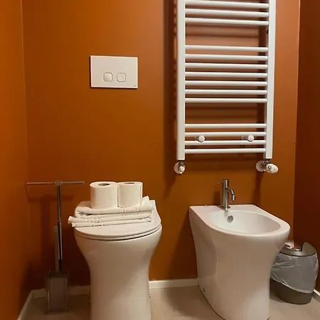 Quadrilatero , 2br , Parking In Centro * Turin