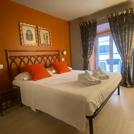 Quadrilatero , 2br , Parking In Centro