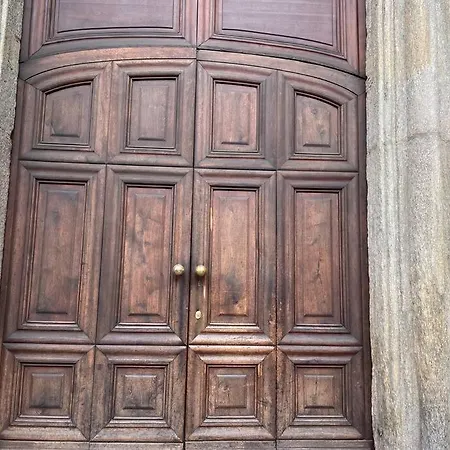 Quadrilatero , 2br , Parking In Centro *